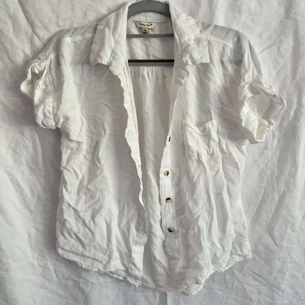 Sim & Sam white button up short sleeve shirt size medium
